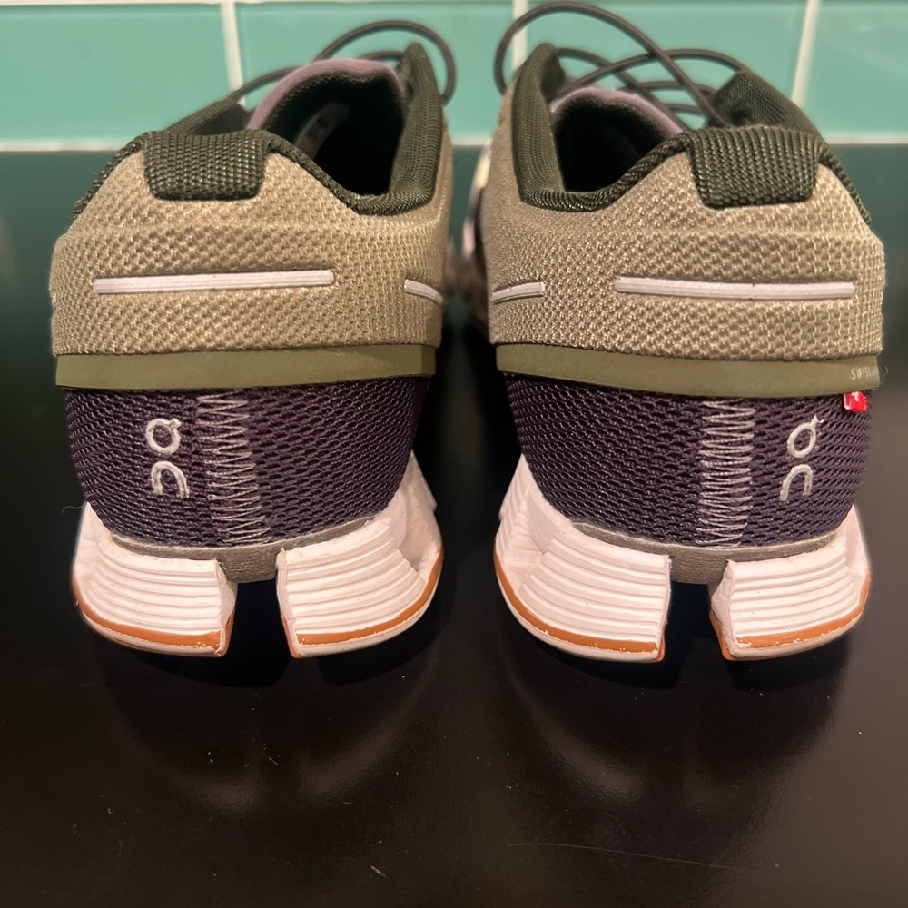 On Cloud Running Sneakers in Green and  Dark Purple - Picture 2 of 5